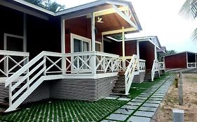 Bangaram Island Beach Resort Wooden Hut